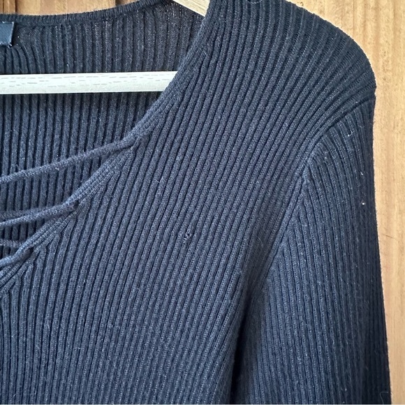 U2B Black Long Sleeve V Neck Sweater Fitted Ribbed Knit Top - Large - Picture 9 of 11